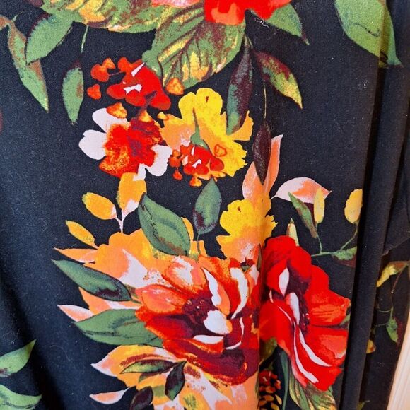 Sweet Lovely By Jen Womens Size 3XL‎ Black Floral Tunic Dress Stretch Pockets - Picture 7 of 9